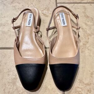 Steve Madden Two-Tone Nude and Black Slingback Flats
